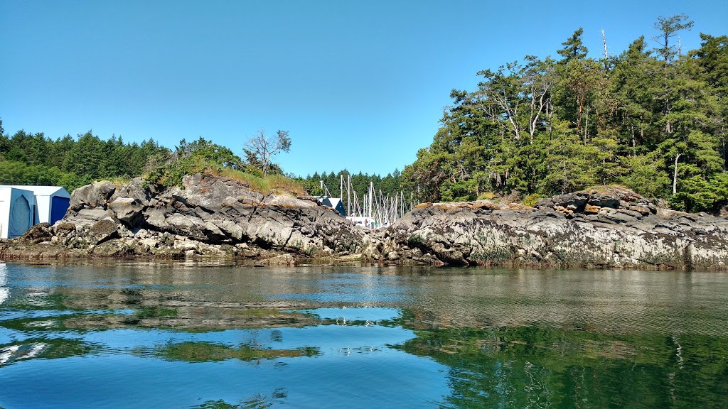 Canoe Cove Marina & Boatyard | 2300 Canoe Cove Rd, North Saanich, BC V8L 3X9, Canada | Phone: (250) 656-5566