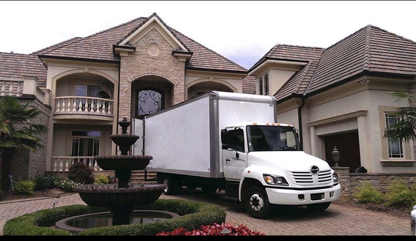 CANGO Movers & Transportation | 4327 Bd LaSalle, Verdun, QC H4G 2B2, Canada | Phone: (438) 833-7729