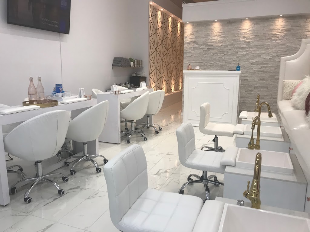 Jade Thread & Wax Bar (Danforth) | 496 Danforth Ave, Toronto, ON M4K 1P6, Canada | Phone: (647) 748-5233