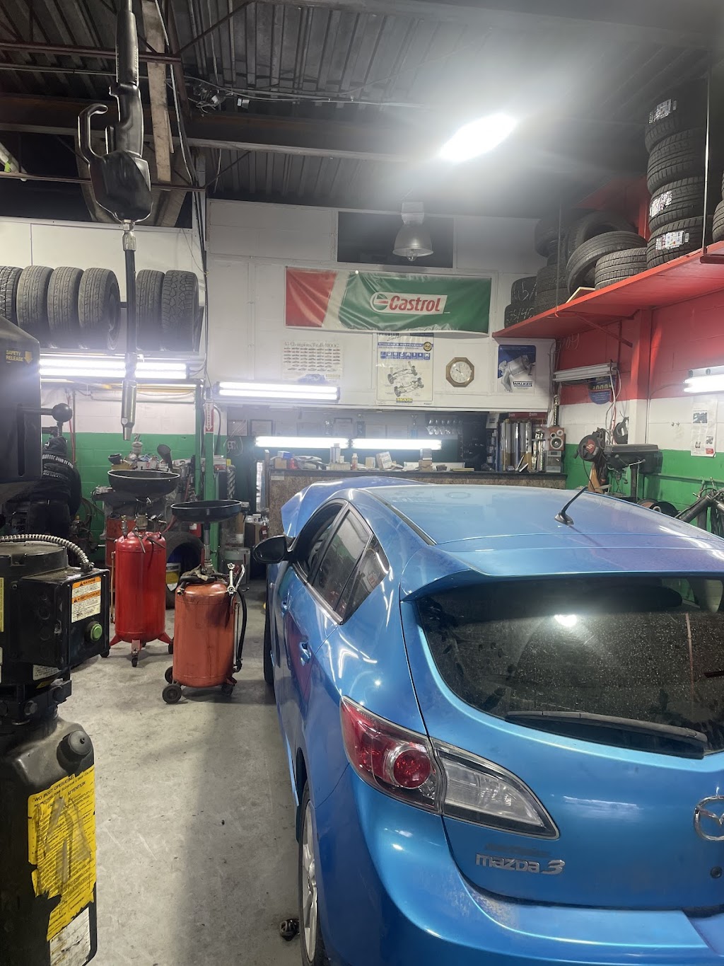 Garage Ayad | 10573 Av. Bellevois, Montréal-Nord, QC H1H 3C6, Canada | Phone: (514) 326-4717