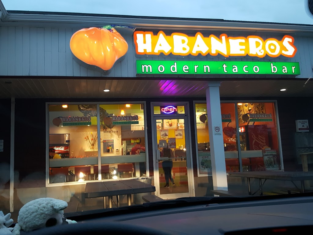 Habaneros Modern Taco Bar | 380 Pleasant St, Dartmouth, NS B2Y 3S5, Canada | Phone: (902) 407-5007