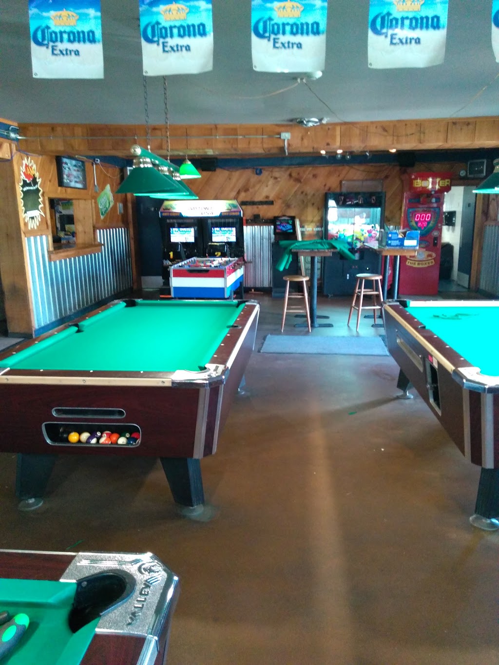 Shooters Roadhouse | 279-327 Queen St, Harrow, ON N0R 1G0, Canada | Phone: (519) 738-3000