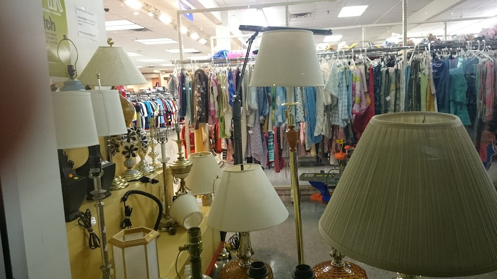 Goodwill Store | 495 Welland Ave, St. Catharines, ON L2M 5V9, Canada | Phone: (905) 684-7741