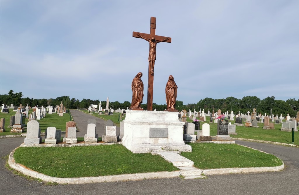 Des Saints-Anges Cemetery | 399 Boulevard Fiset, Sorel-Tracy, QC J3P 3R4, Canada | Phone: (450) 743-2089