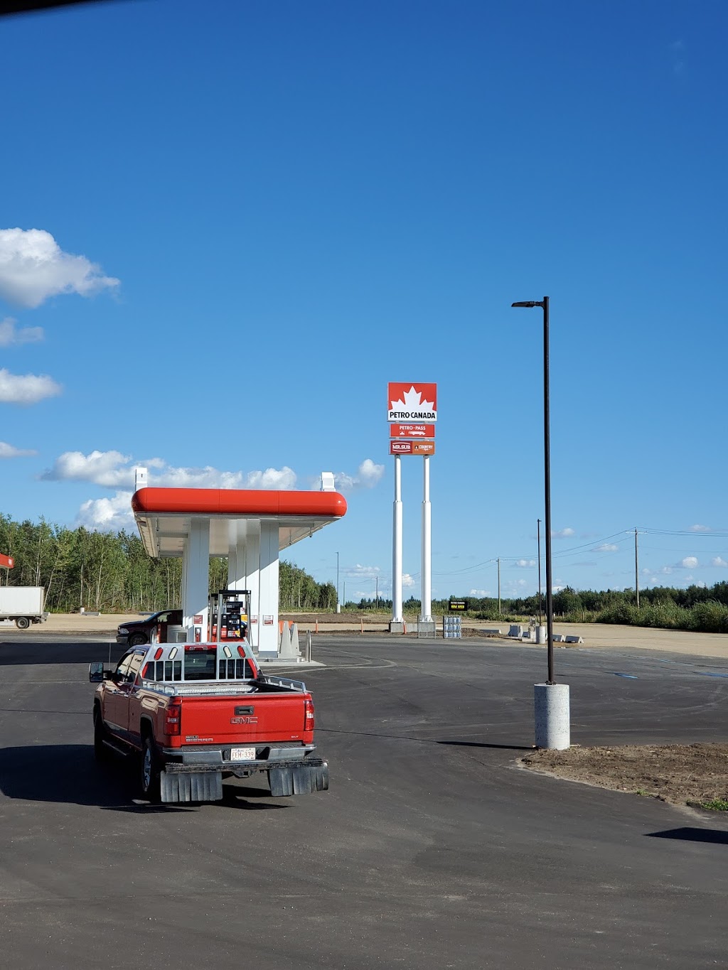 Nakota Crossing Petro-Canada | AB-43, Glenevis, AB T0E 0X0, Canada | Phone: (780) 967-0841