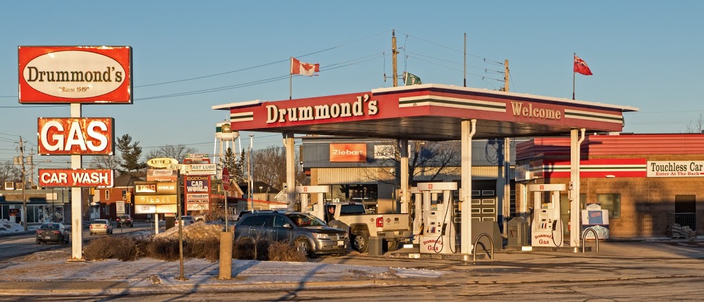 Drummonds Gas & Car Wash | 69 Lombard St, Smiths Falls, ON K7A 4G4, Canada | Phone: (613) 284-0896