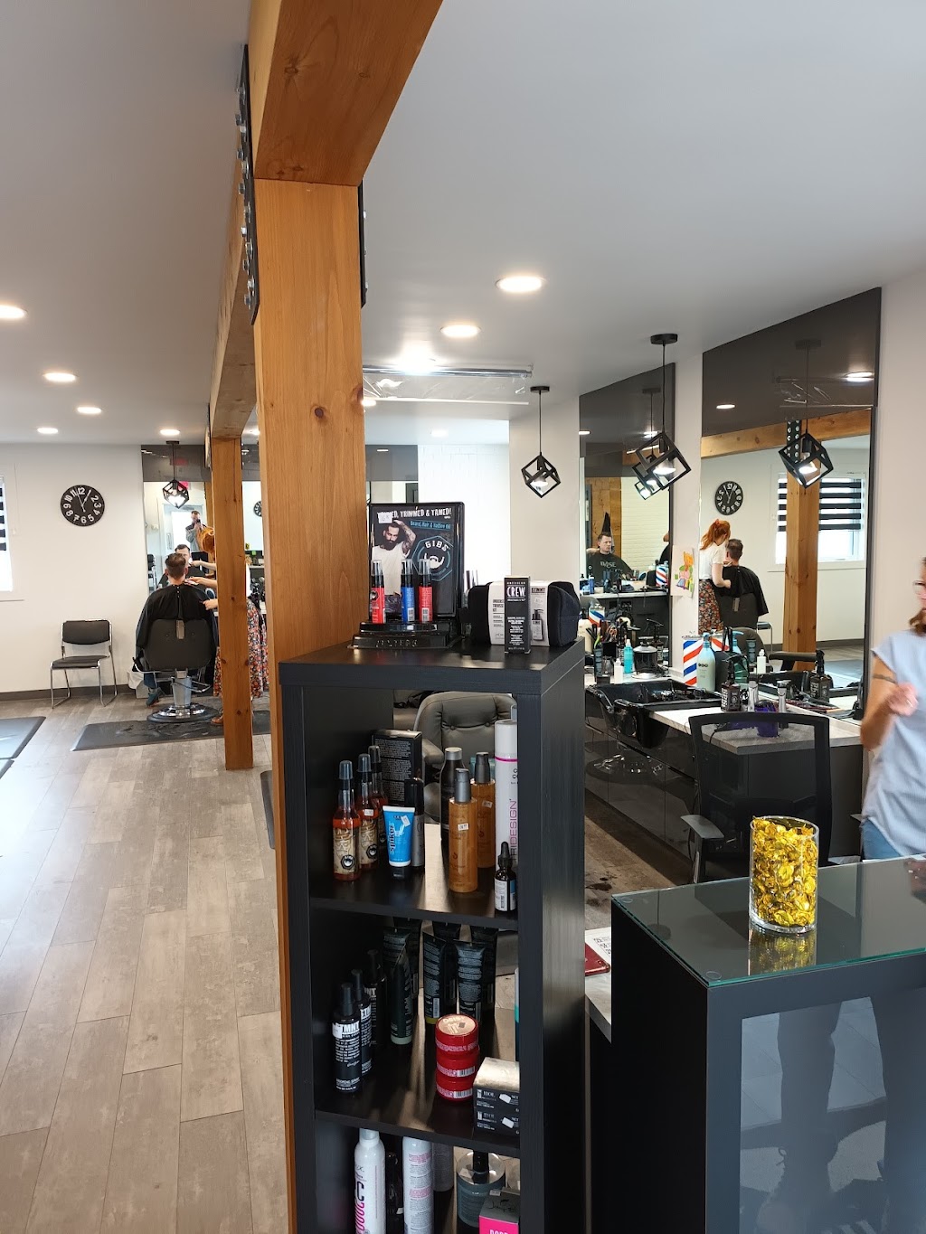 Coiffure Homégars | 414 Rue Plamondon, Chicoutimi, QC G7H 2Y4, Canada | Phone: (418) 696-4040