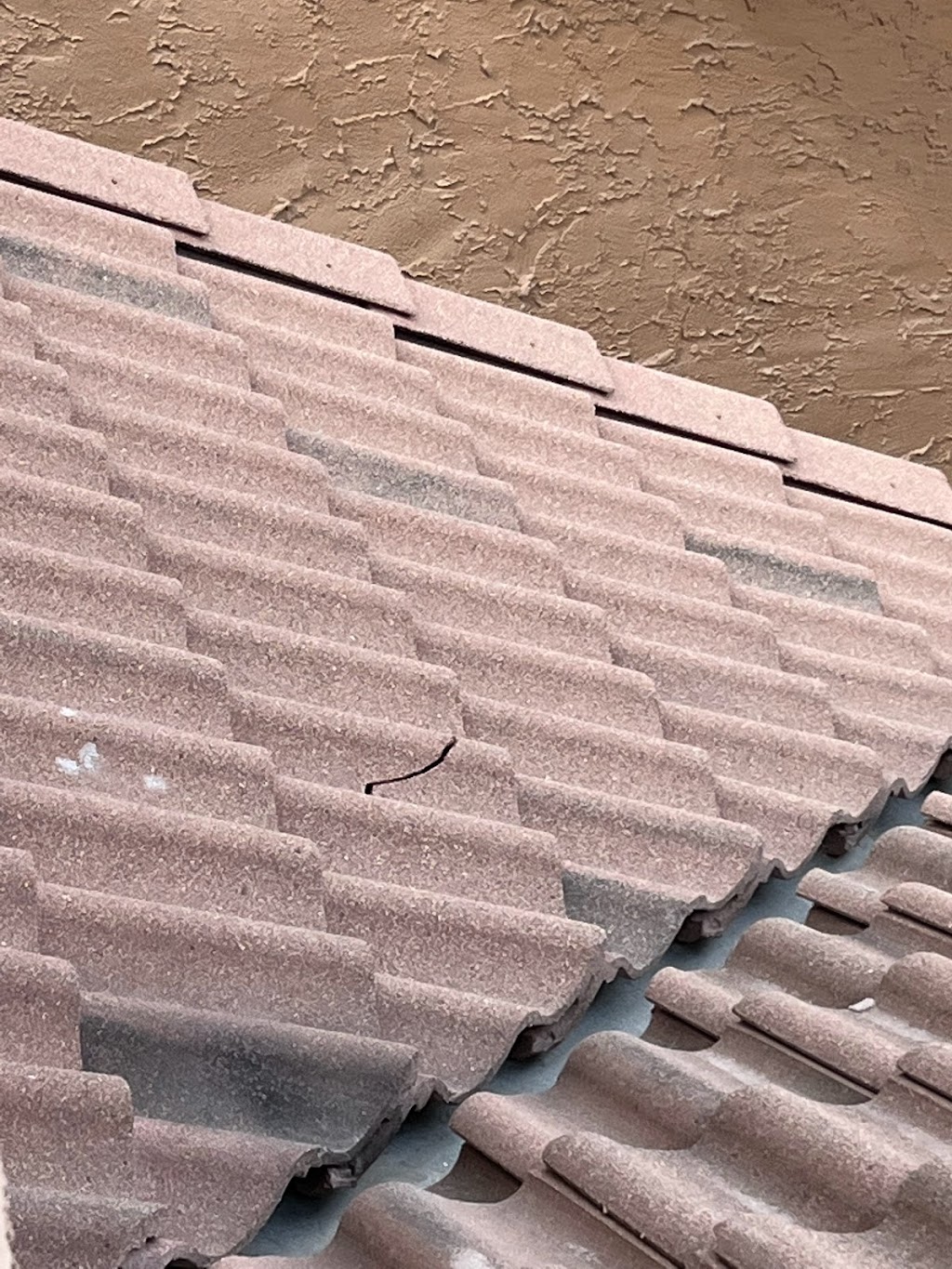 EZ Roof Repair | 3101 Tuscarora Manor NW, Calgary, AB T3L 2J9, Canada | Phone: (403) 404-7610