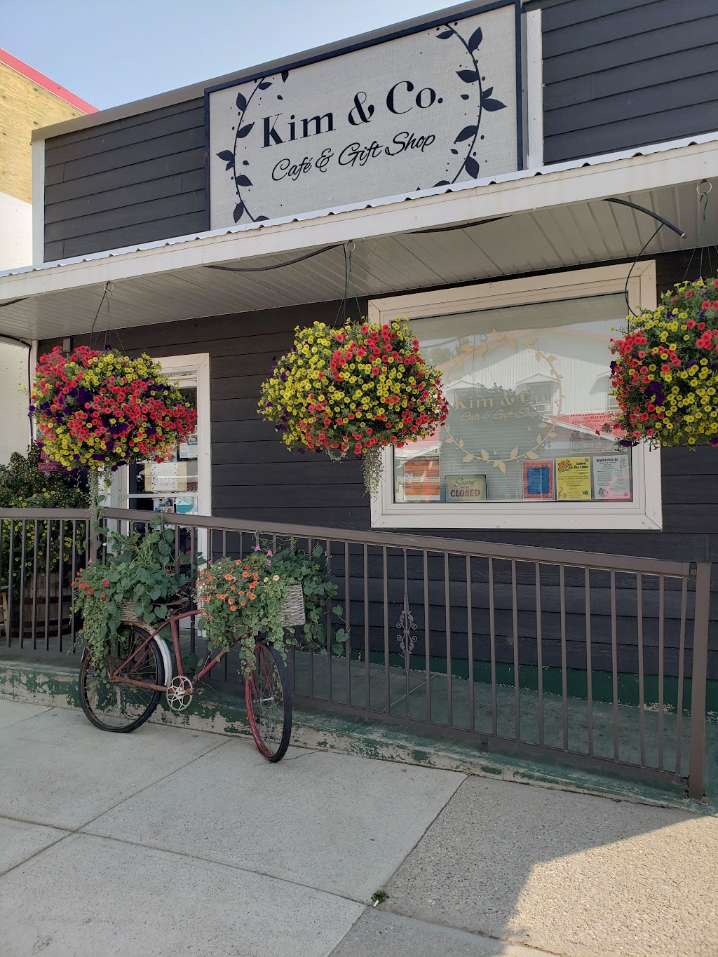 Kim & CO. cafe & gift shop | 112 Centre Ave NE, Milk River, AB T0K 1M0, Canada | Phone: (403) 421-0183