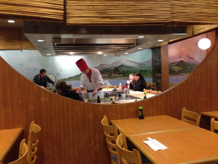 Shogun Sushi | 80 Thickson Rd S, Whitby, ON L1N 7T2, Canada | Phone: (905) 668-8870