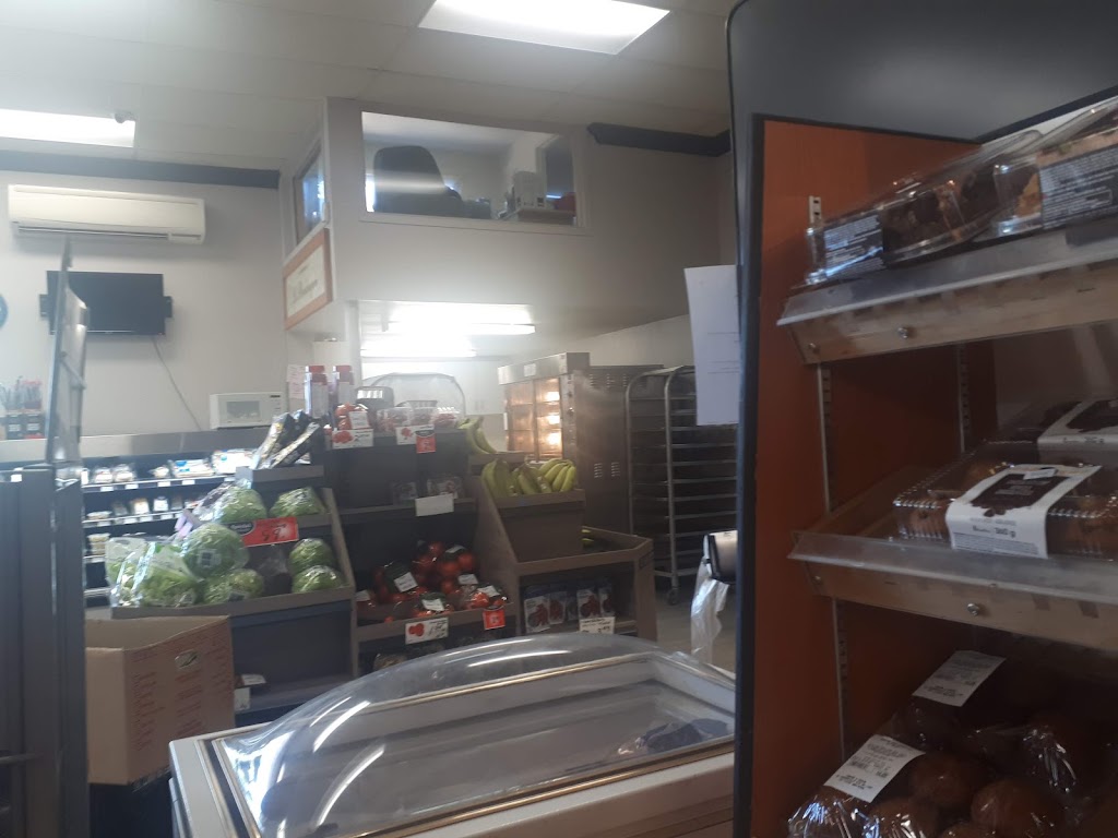 Marché Richelieu - Marché Damours Ltée | 63 Rue Fraserville, Rivière-du-Loup, QC G5R 3P4, Canada | Phone: (418) 862-8255