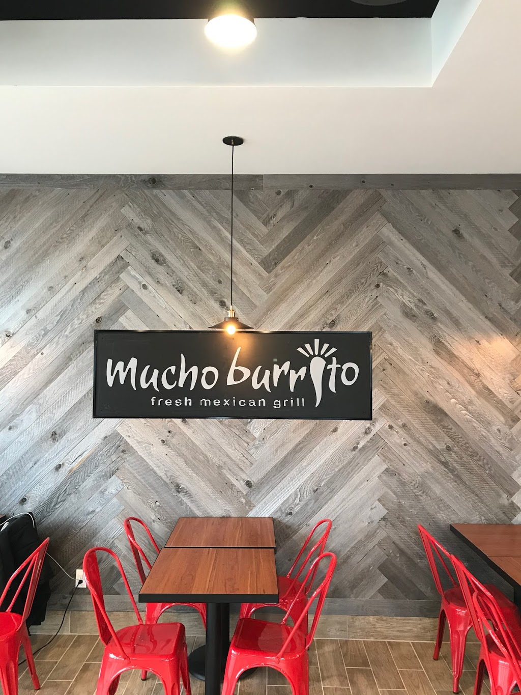 Mucho Burrito Fresh Mexican Grill | 295 Fourth Ave Unit J3, St. Catharines, ON L2S 0E7, Canada | Phone: (905) 984-8888