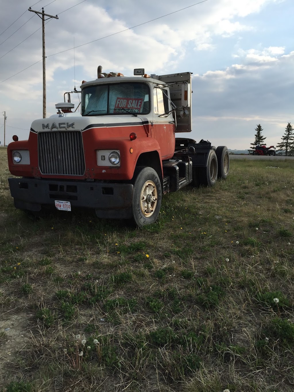 Rent Bin Calgary | 3900 52 St NE, Calgary, AB T1Y 3H1, Canada | Phone: (403) 680-2467