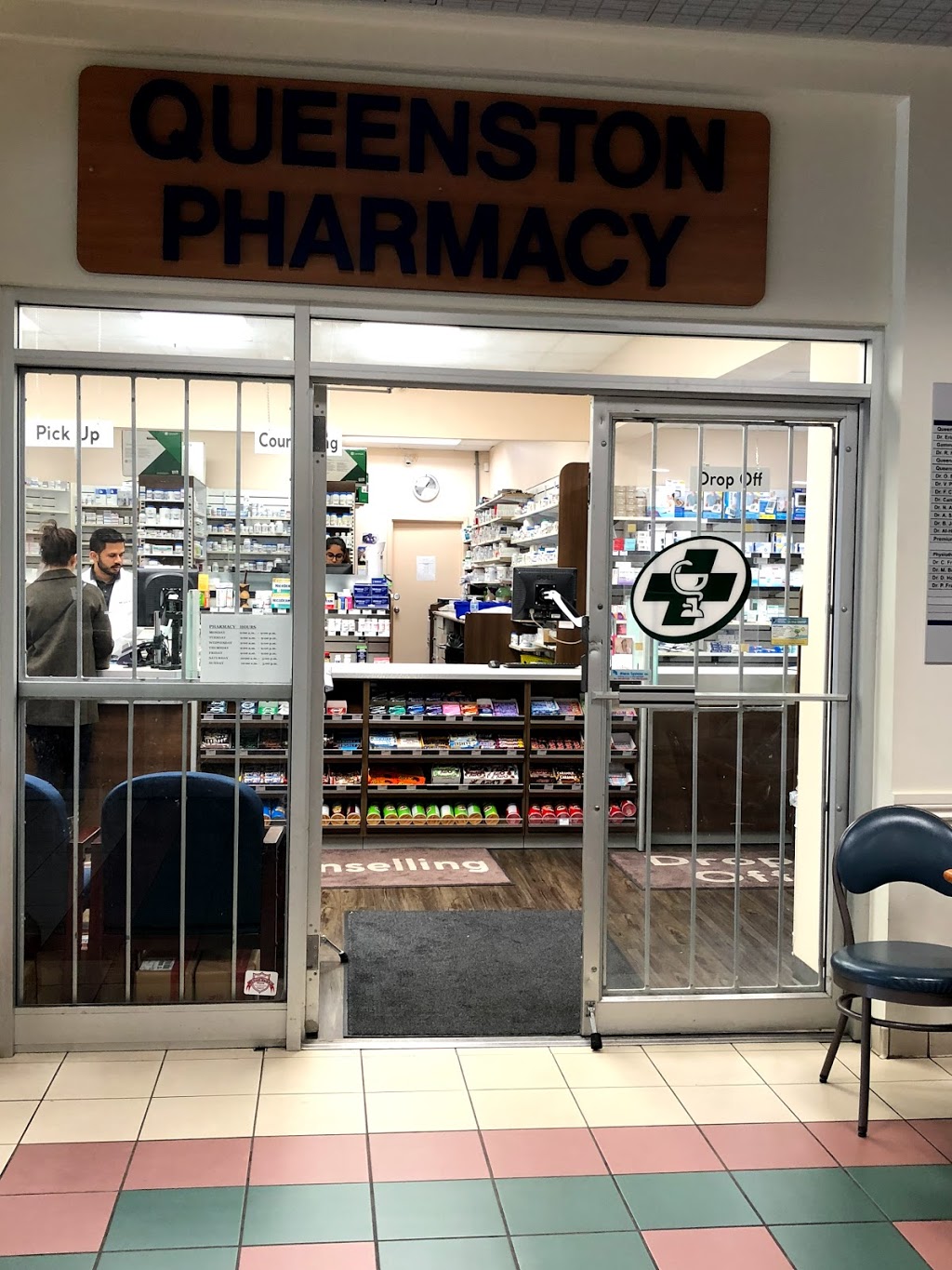 Queenston Pharmacy | 631 Queenston Rd, Hamilton, ON L8K 6R5, Canada | Phone: (905) 578-0999