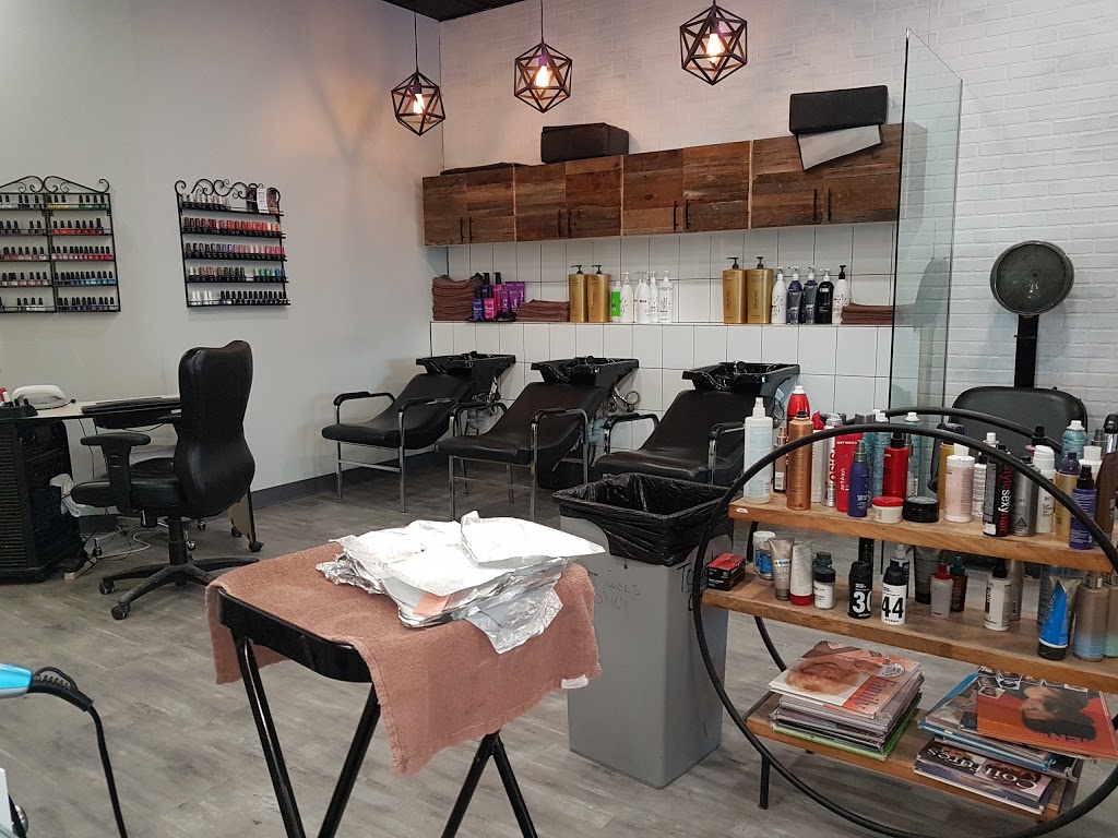 Snips N Shears Hair Design | 15-30 Island Shore Blvd, Winnipeg, MB R3X 1N7, Canada | Phone: (204) 254-2327