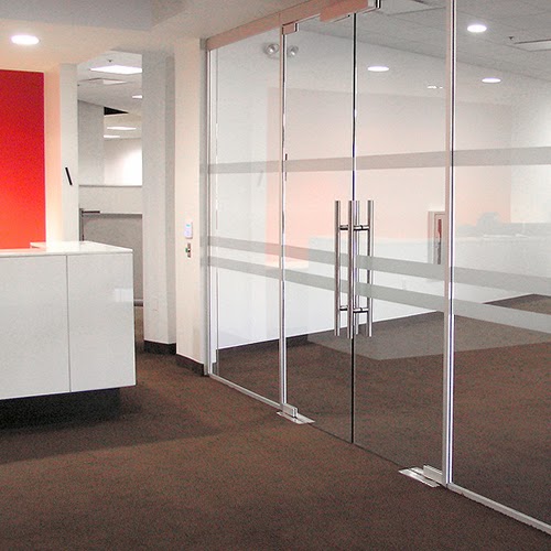 Interior Mobile Glass | 731 Stremel Rd, Kelowna, BC V1X 5E6, Canada | Phone: (250) 765-7924