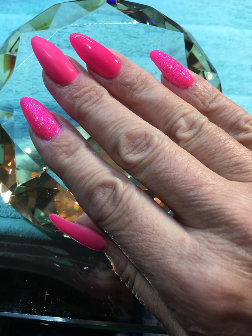 Tracy’s Nails | 5021 Killdeer Rd, Kelowna, BC V1W 4M4, Canada | Phone: (250) 240-0123