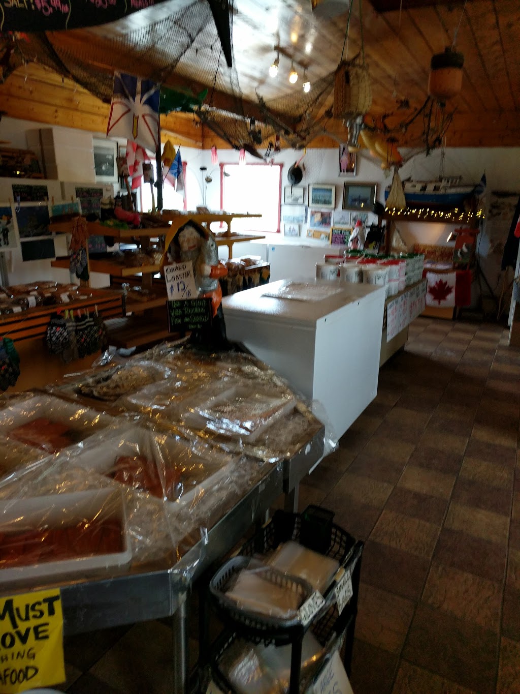 Taylors Fish Fruit & Vegetable Market | 528 Conception Bay Hwy, Conception Bay South, NL A1X 7M8, Canada | Phone: (709) 834-8638