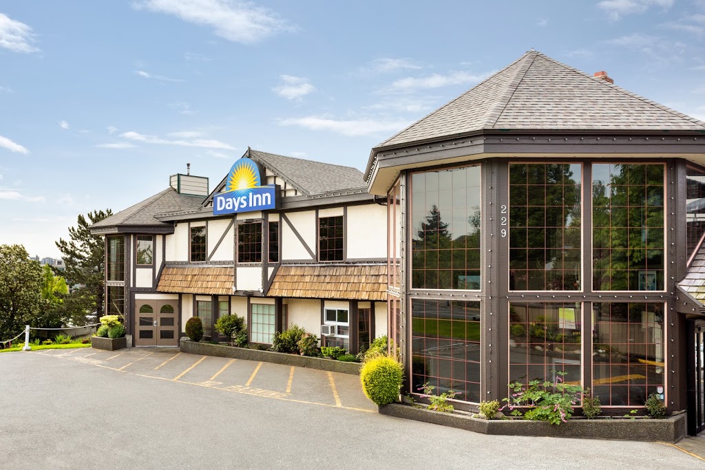 Days Inn by Wyndham Victoria Uptown | 229 Gorge Rd E, Victoria, BC V9A 1L1, Canada | Phone: (250) 388-6611