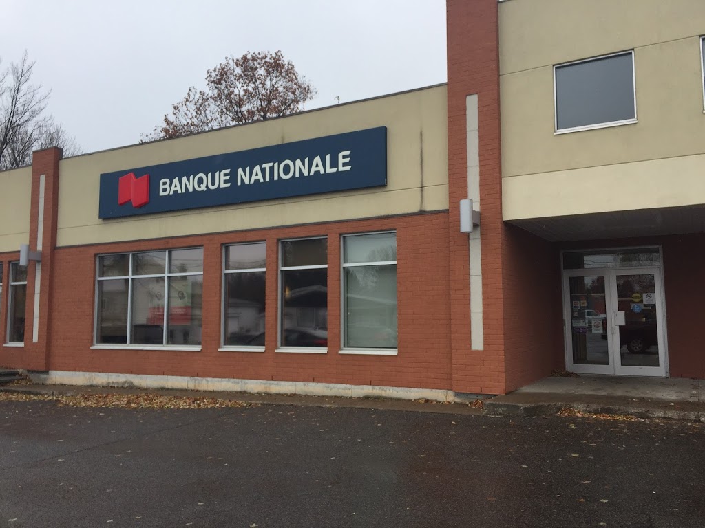 Banque Nationale | 173 Rue Dupont, Pont-Rouge, QC G3H 1N4, Canada | Phone: (418) 873-4408