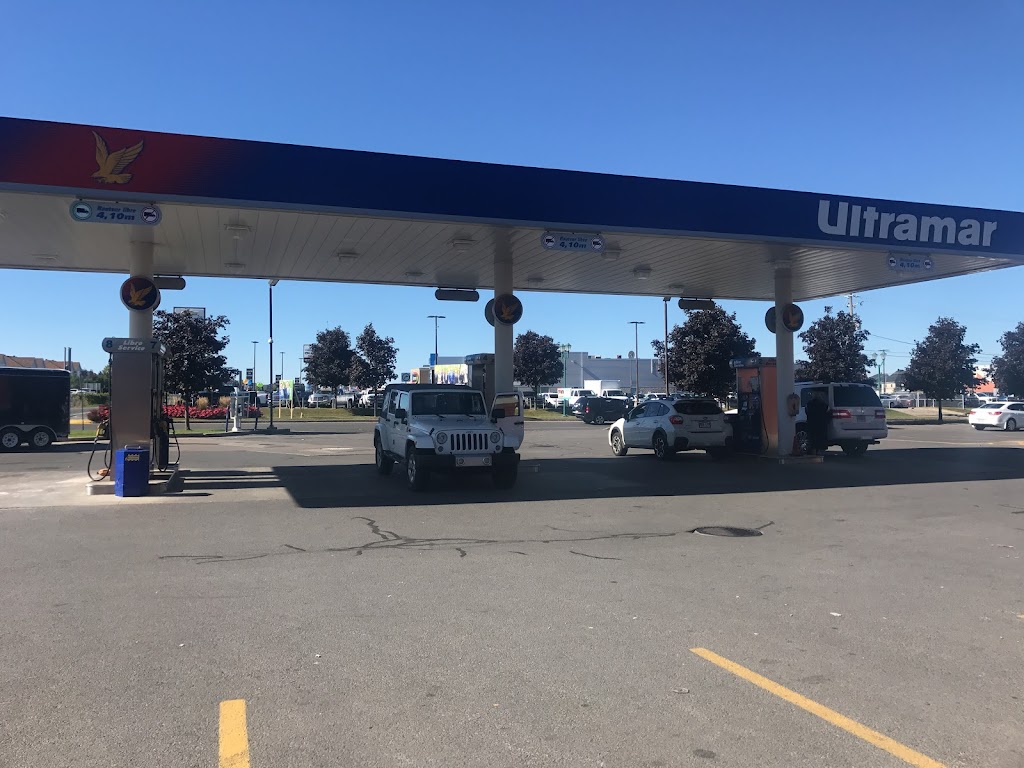 Ultramar - Gas Station | 400 R. Dubois, Saint-Eustache, QC J7P 4W9, Canada | Phone: (450) 974-9757