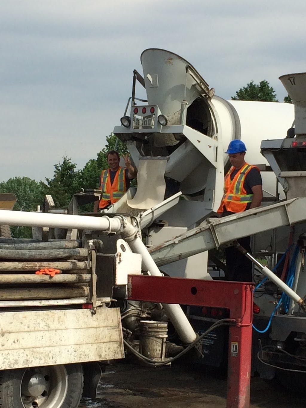 Beton Du Coteau Ltee | 125 Chemin Saint-François, Saint-Césaire, QC J0L 1T0, Canada | Phone: (450) 469-4921