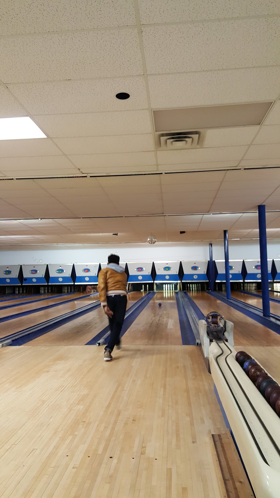 Pins Bowling Center | 3072 Old Hwy 104, Antigonish, NS B2G 2K6, Canada | Phone: (902) 863-2695