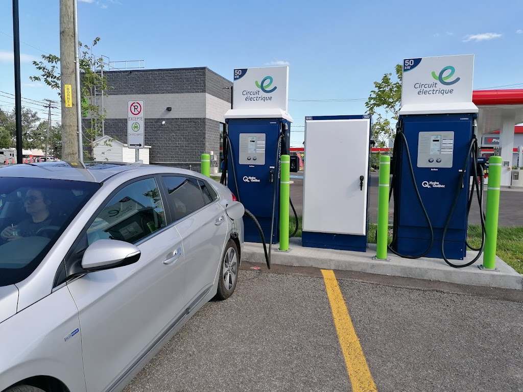 Circuit électrique Charging Station | 2043 Ave Saint-Jean-Baptiste, Québec City, QC G2E 2J7, Canada | Phone: (800) 686-9243