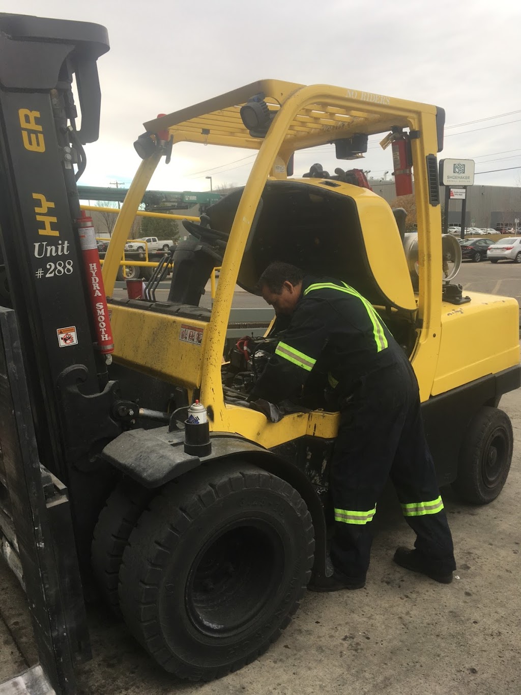 Premium Forklift | 6613 44 St SE #4, Calgary, AB T2C 2C9, Canada | Phone: (403) 272-3993