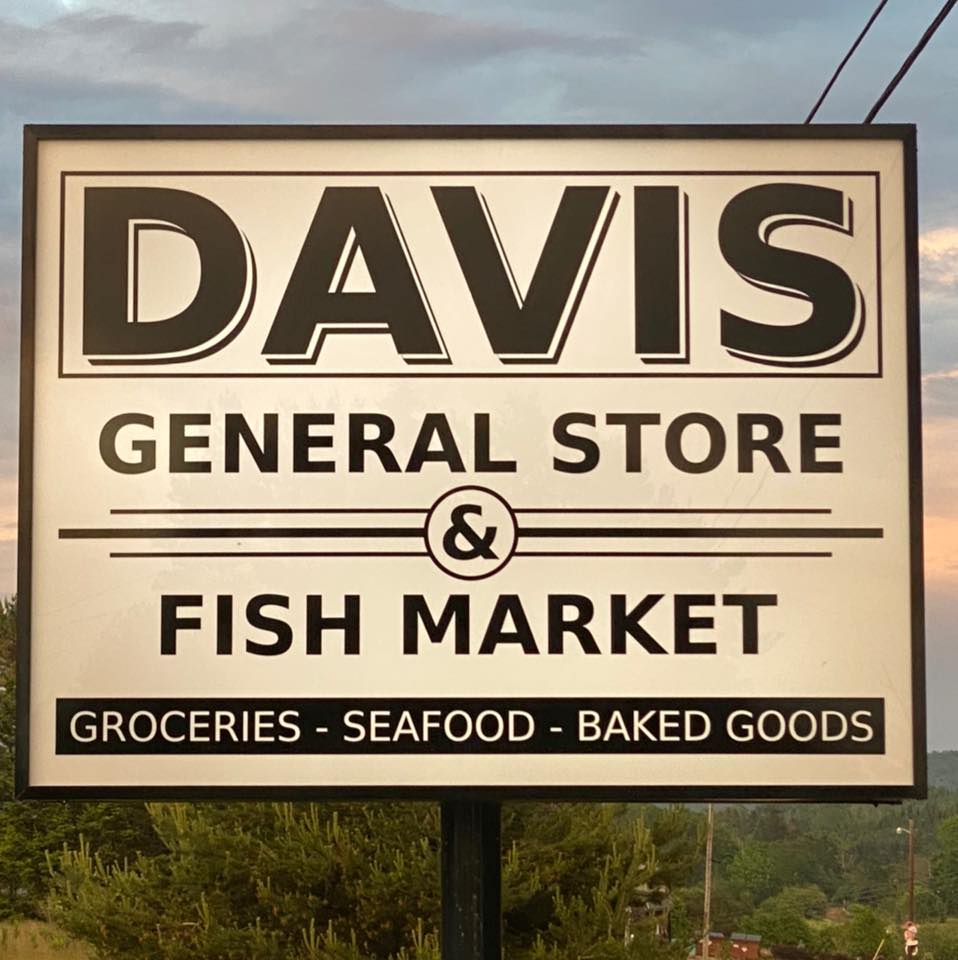 Davis General Store & Fish Market | 1151 Nova Scotia Trunk 2, Five Islands, NS B0M 1K0, Canada | Phone: (902) 254-2641