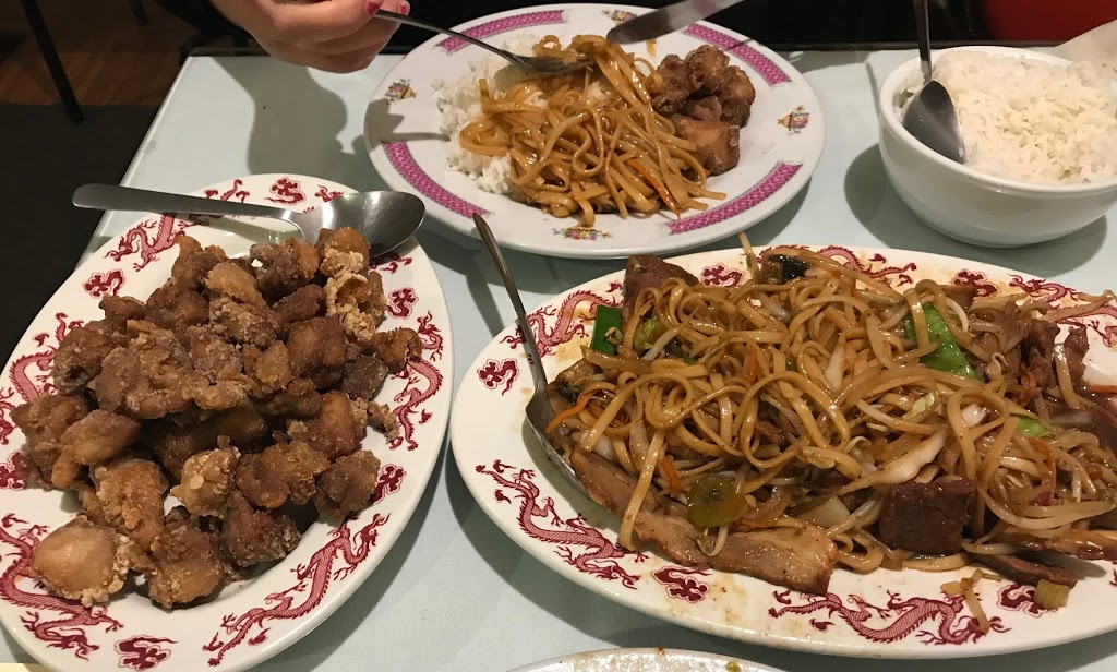 Shanghai House Restaurant | 1014 Burnhamthorpe Rd E, Mississauga, ON L4Y 2X6, Canada | Phone: (905) 270-1906