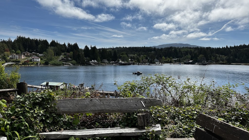 Woods End Landing | 380 Cape Beale, Trail, Bamfield, BC V0R 1B0, Canada | Phone: (250) 728-3383