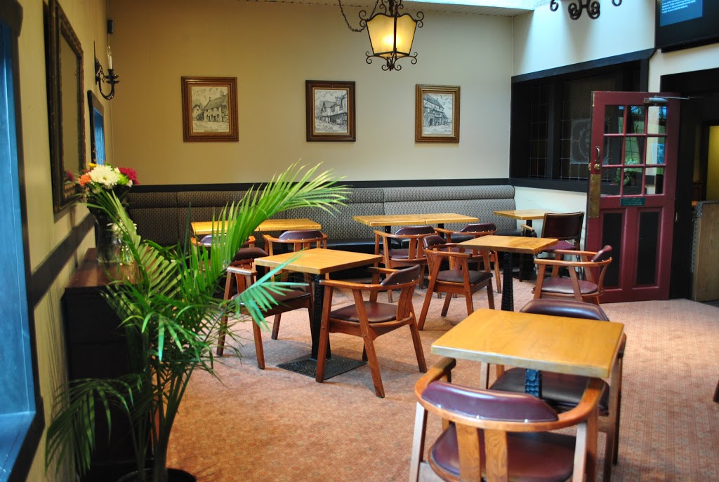 Ma Millers Pub | 2903 Sooke Lake Rd, Victoria, BC V9B 4R4, Canada | Phone: (250) 590-0888