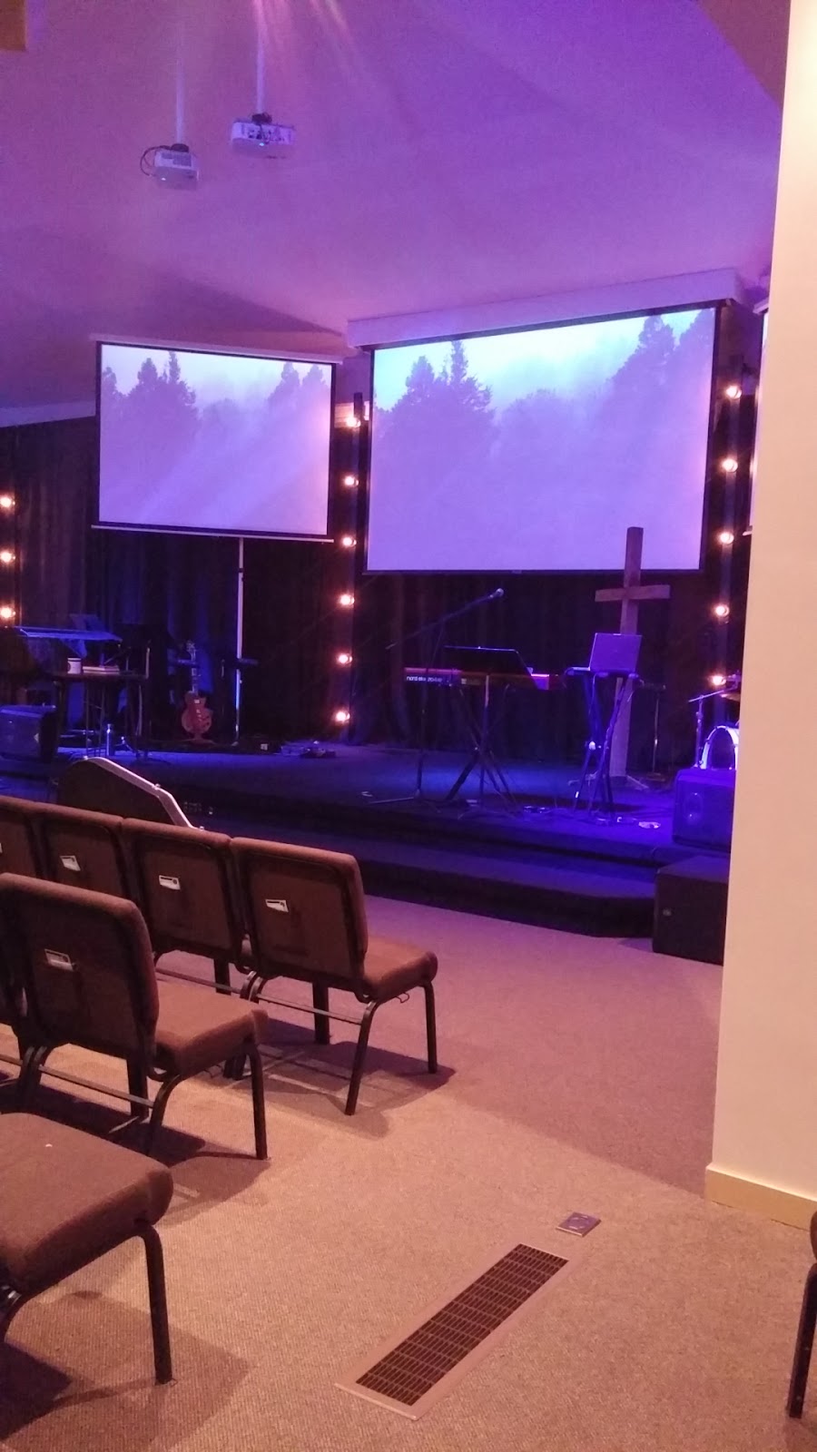 Saanich Baptist Church | 4347 Wilkinson Rd, Victoria, BC V8Z 5B8, Canada | Phone: (250) 744-2020