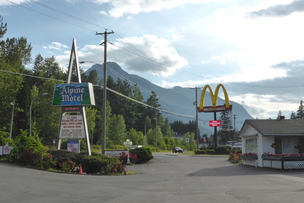 Alpine Motel | 505 Old Hope Princeton Way, Hope, BC V0X 1L0, Canada | Phone: (604) 869-9931