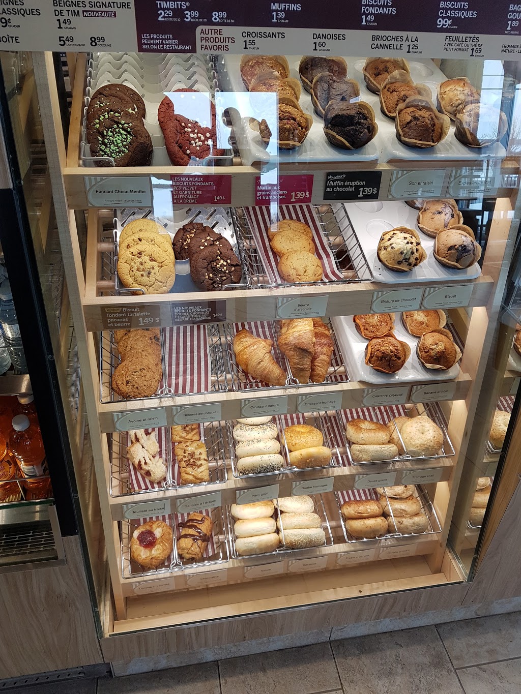 Tim Hortons | 1376 Rue du Pont, Saint-Lambert-de-Lauzon, QC G0S 2W0, Canada | Phone: (418) 889-8891