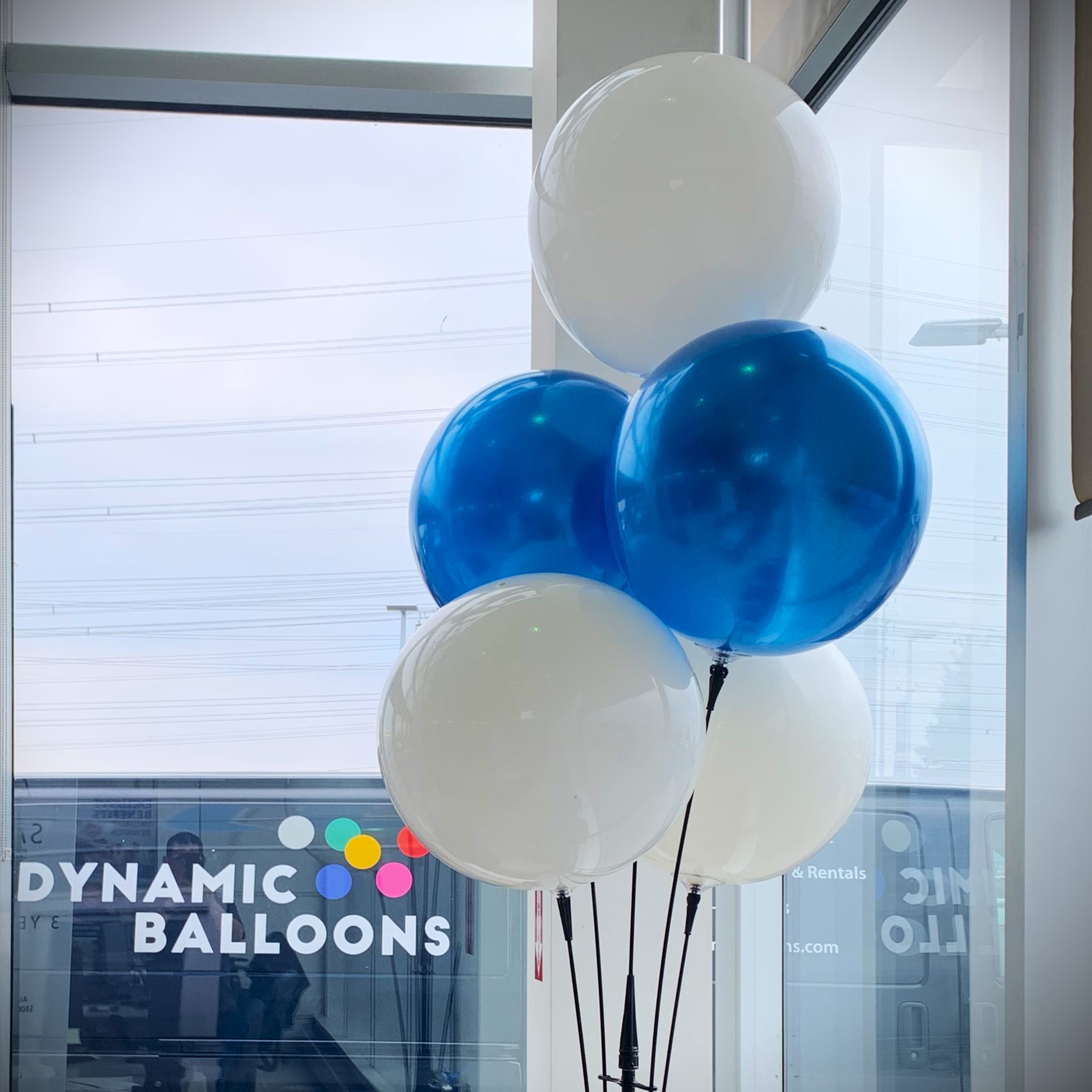 Dynamic Balloons | 2065 Dundas St E #114, Mississauga, ON L4X 2W1, Canada | Phone: (888) 866-0608