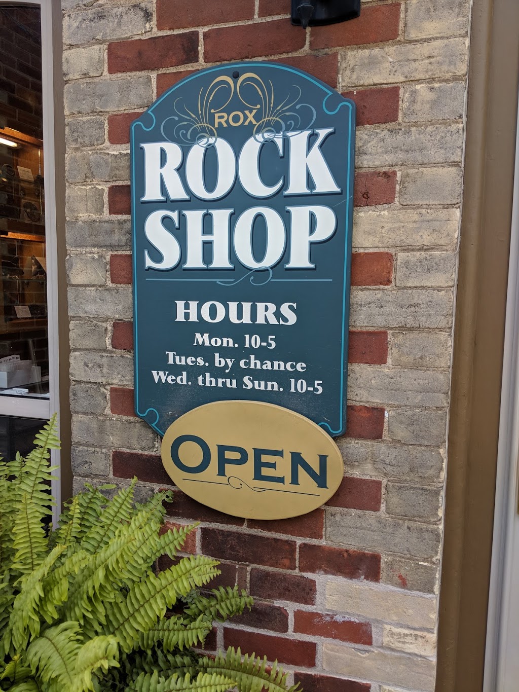 ROX ROCK SHOP | 25 Bedford St, Westport, ON K0G 1X0, Canada | Phone: (613) 541-9629