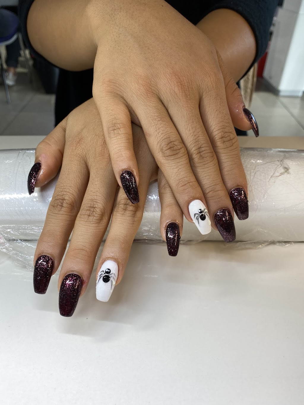 Michelles Nail Salon | 5100 Rutherford Rd, Woodbridge, ON L4H 2J9, Canada | Phone: (905) 552-0461