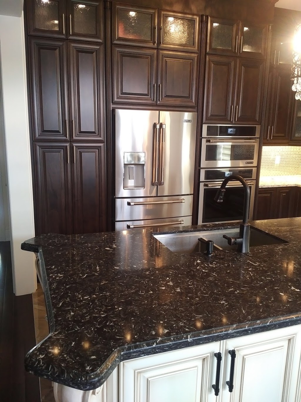 Rosewood Kitchens | 6975 Tranmere Dr, Mississauga, ON L5S 1M2, Canada | Phone: (905) 612-8484