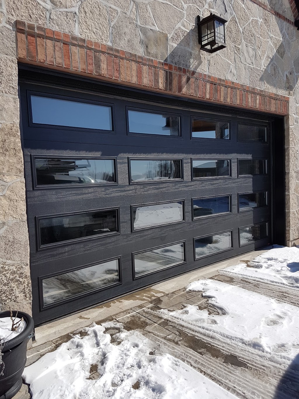 Kemper Garage Door | 3445 Trinity Church Rd, Binbrook, ON L0R 1C0, Canada | Phone: (905) 518-3328