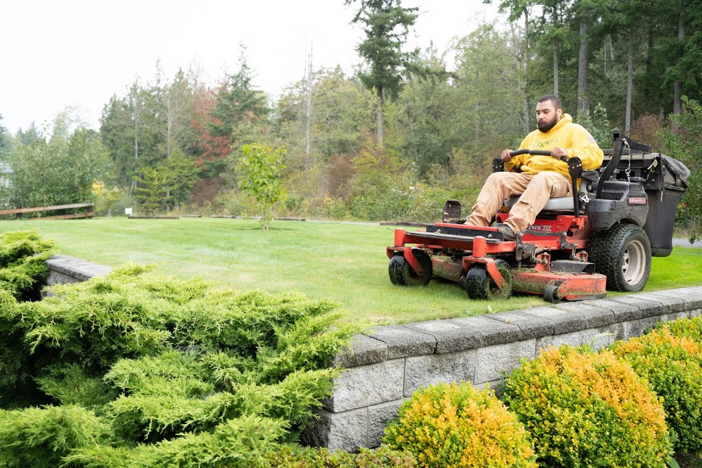 Augusta Lawn Care of Coquitlam | 2340 Lobb Ave, Port Coquitlam, BC V3C 1M8, Canada | Phone: (604) 549-5822