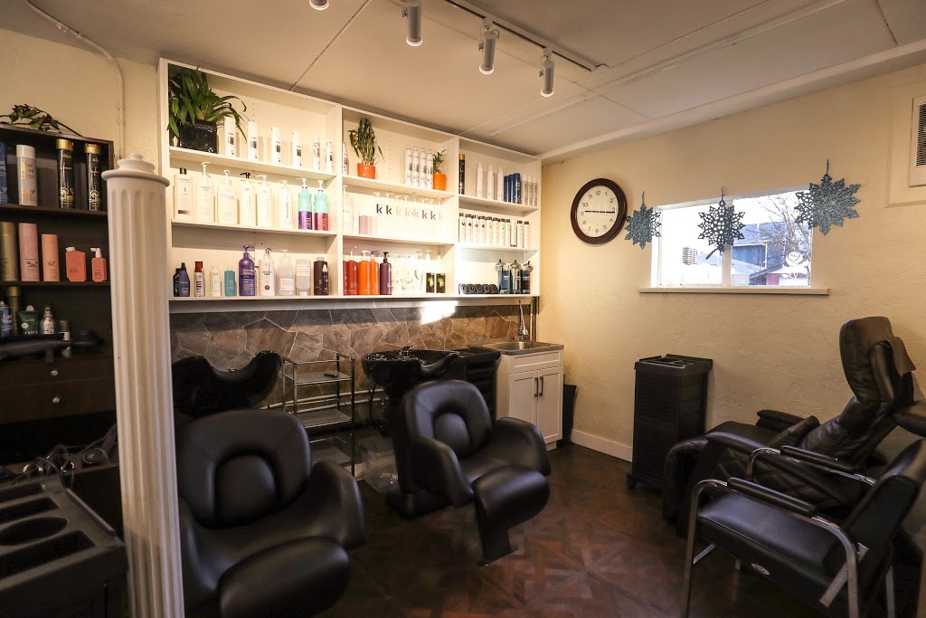 Dean Heights Beauty Salon | 2877 Foul Bay Rd, Victoria, BC V8R 5C5, Canada | Phone: (250) 592-7633