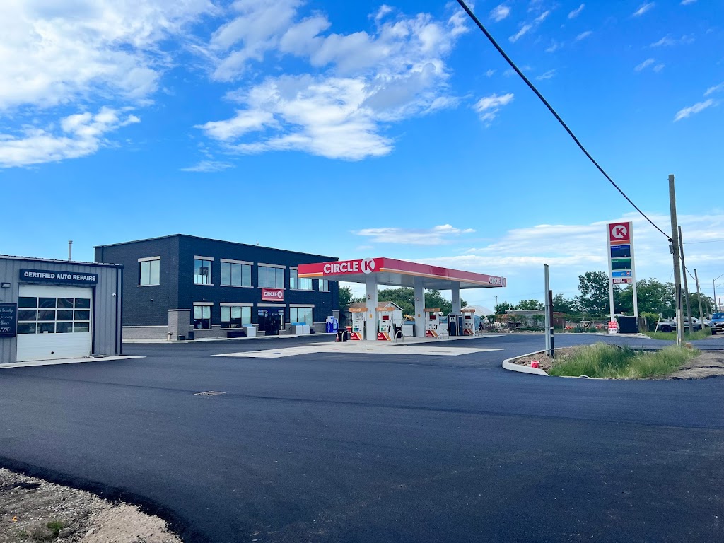 Circle K on Fourth | 1387 Fourth Ave, St. Catharines, ON L2S 0B7, Canada | Phone: (905) 684-4565