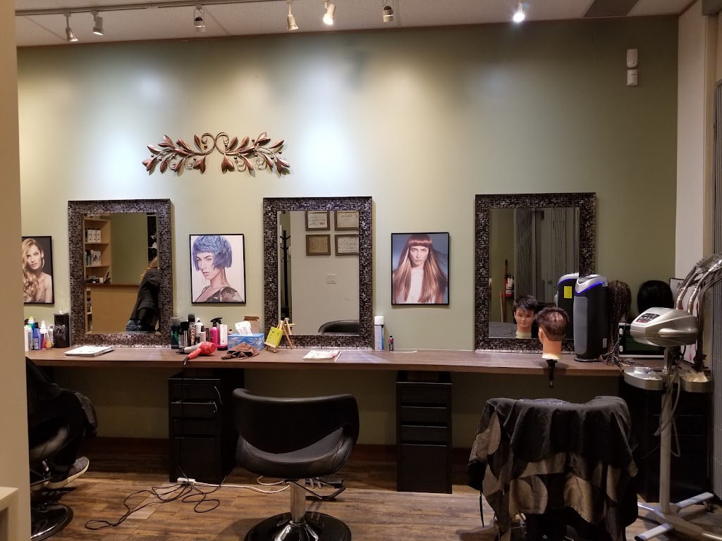Julias Hair Salon | 102-1975 McCallum Rd, Abbotsford, BC V2S 3N3, Canada | Phone: (604) 758-5700