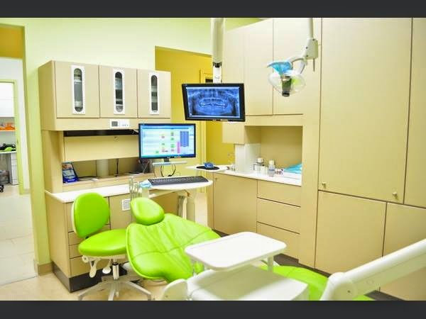 Brookside Dental Centre | 854 March Rd #4, Kanata, ON K2W 0C9, Canada | Phone: (613) 592-1028