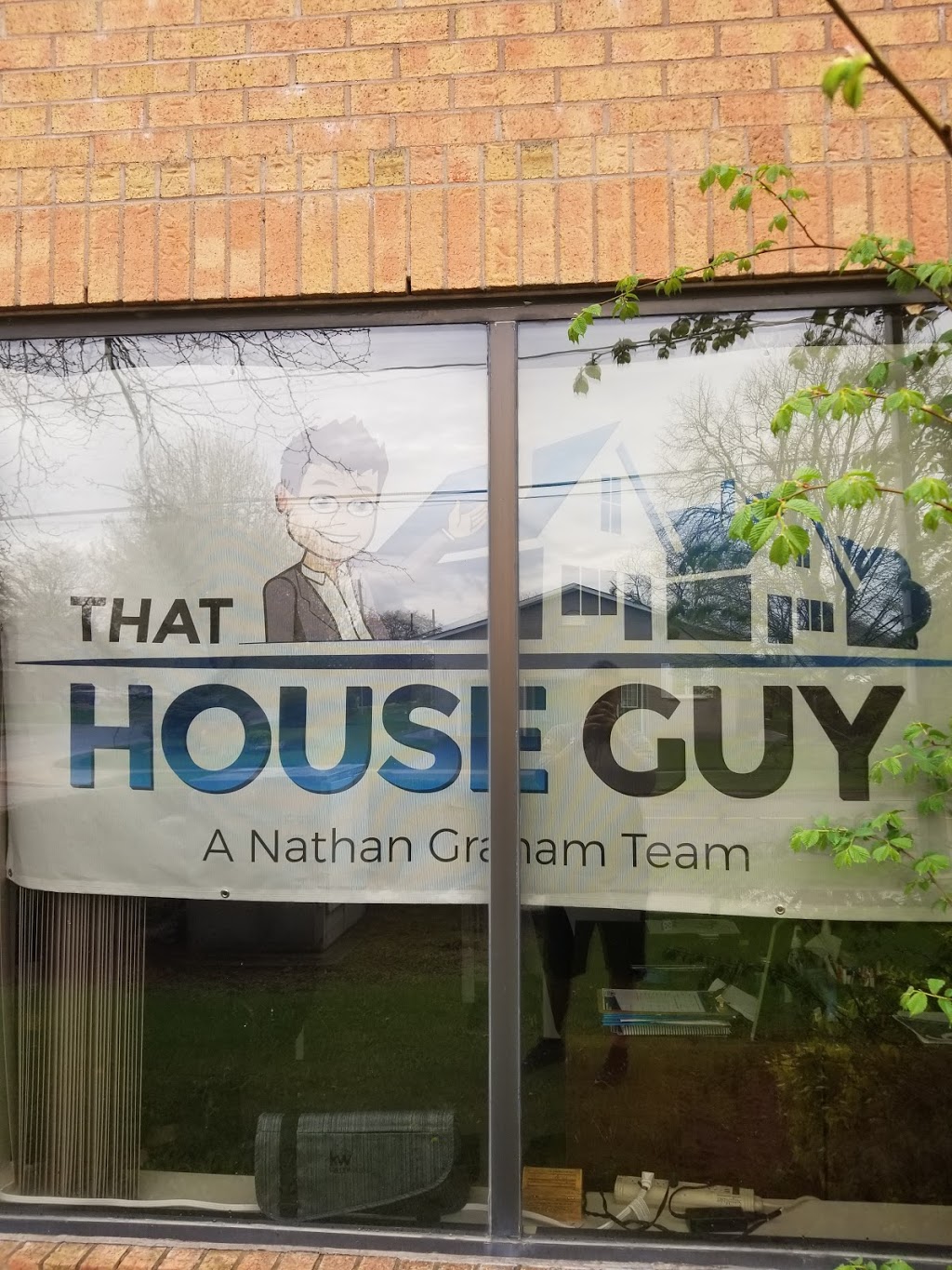 That House Guy | 372 Taunton Rd E #7, Whitby, ON L1R 0H4, Canada | Phone: (289) 928-2288