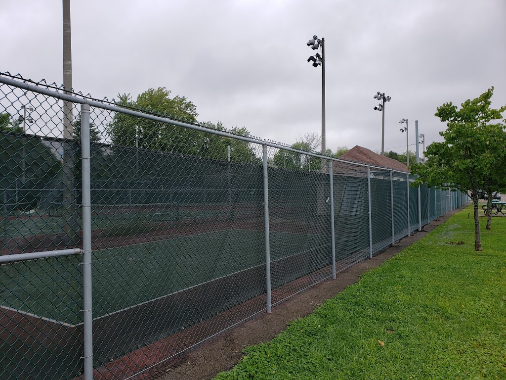 Club de Tennis Île-Bizard | 504 Mnt de lÉglise, LÎle-Bizard, QC H9C 1G9, Canada | Phone: (514) 620-6600