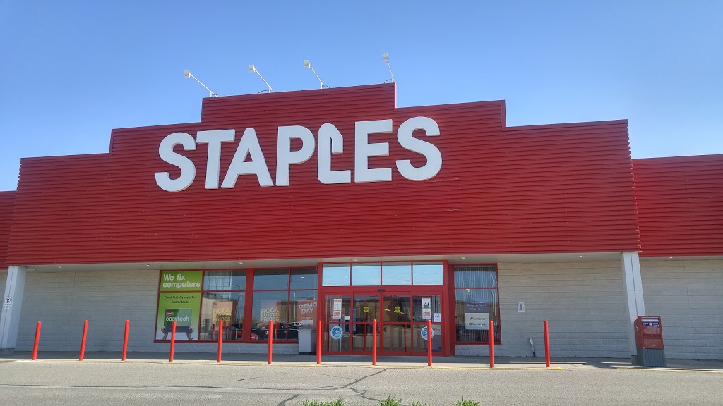 Staples Sarnia | 1379 London Rd Unit 2, Sarnia, ON N7S 1P6, Canada | Phone: (519) 542-4461