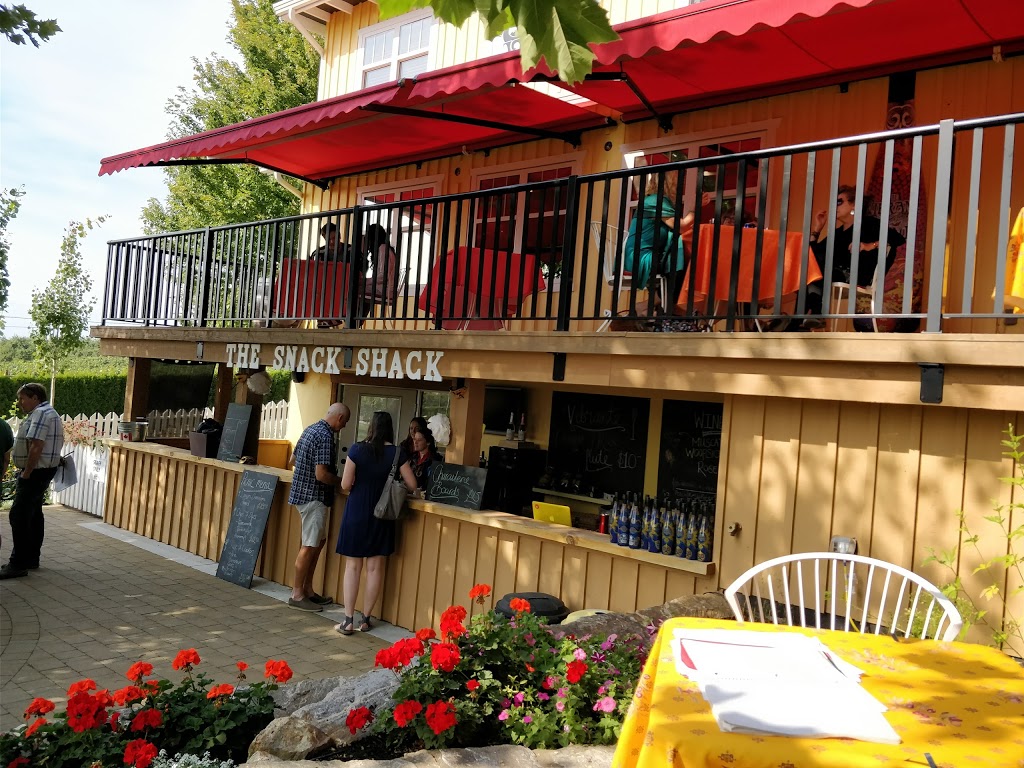 The Vibrant Vine | 3240 Pooley Rd, Kelowna, BC V1W 4G7, Canada | Phone: (778) 478-4153